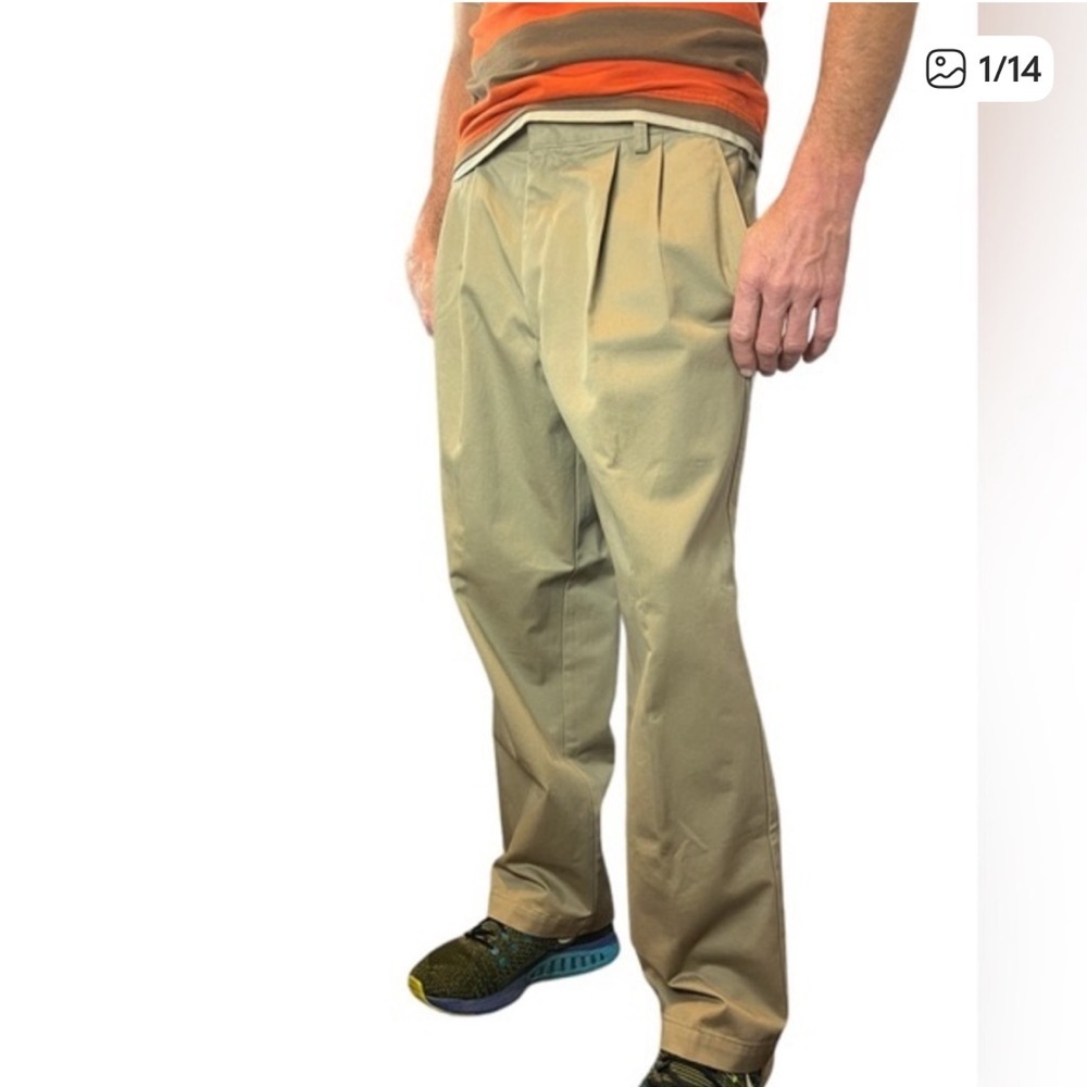 Dockers 36/34 NWT tan pleated classic fit Chino khaki pants individual fit waist